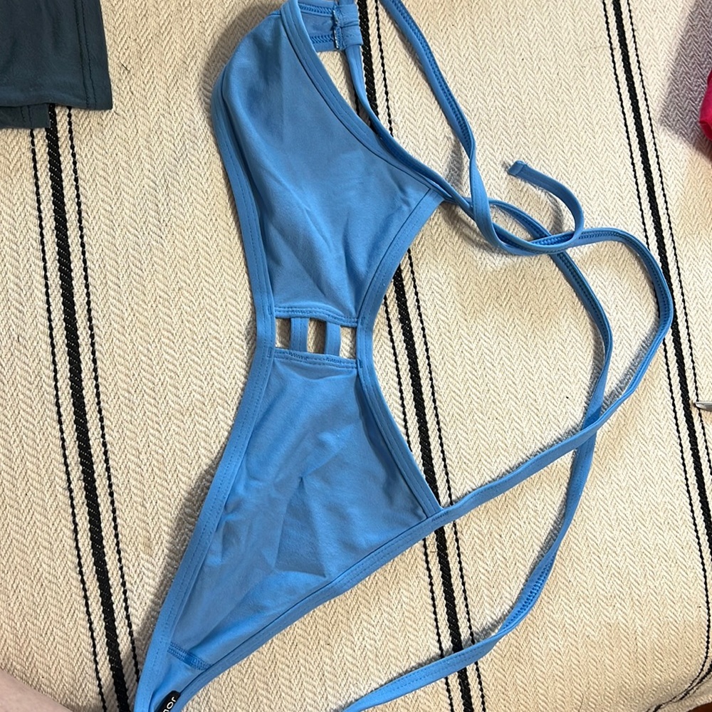 Jolyn Tomcat bikini top